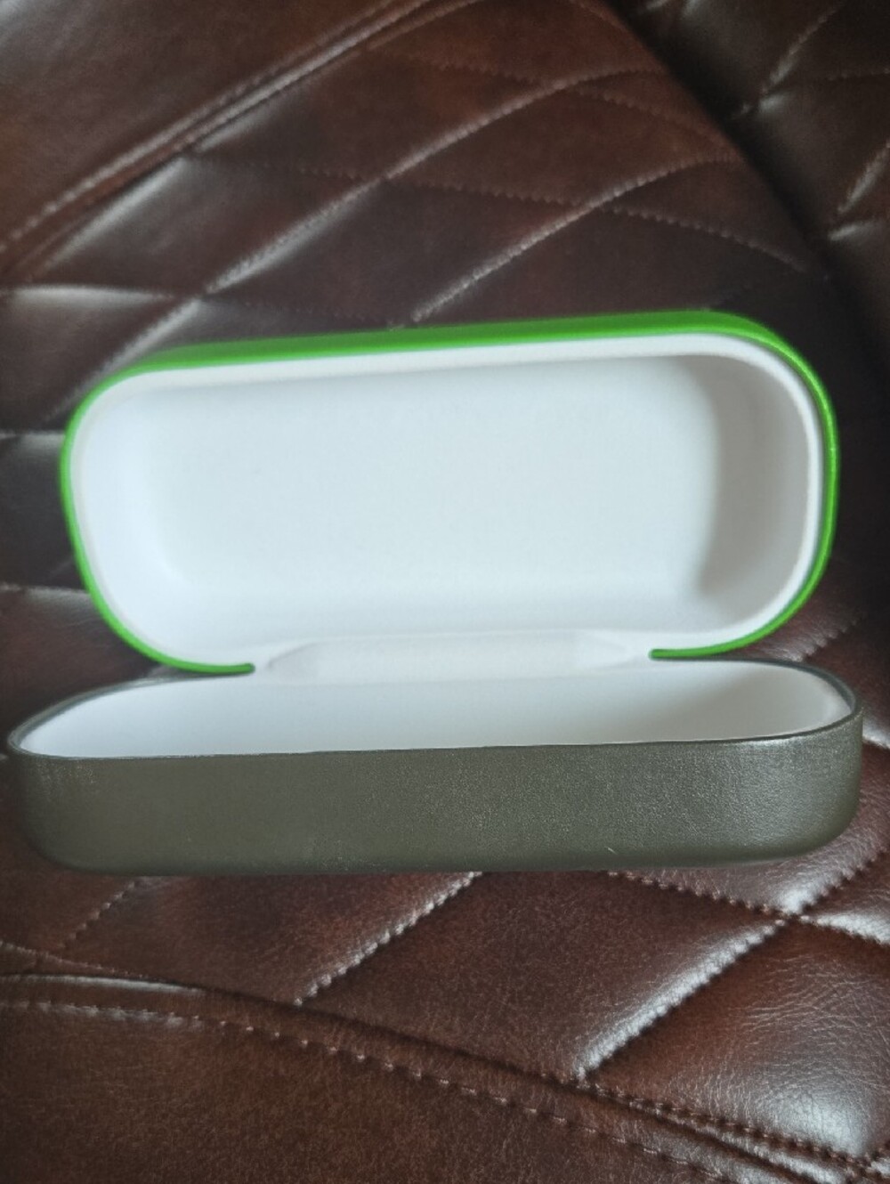 kate spade Bright Green Hard Eyewear Case💚♠️ - Picture 8 of 9